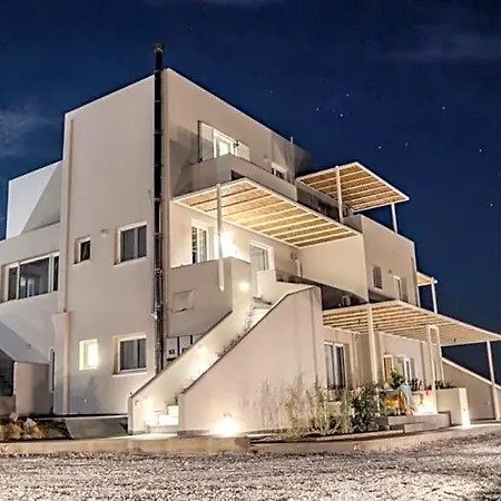 Hotel Pharos 3*